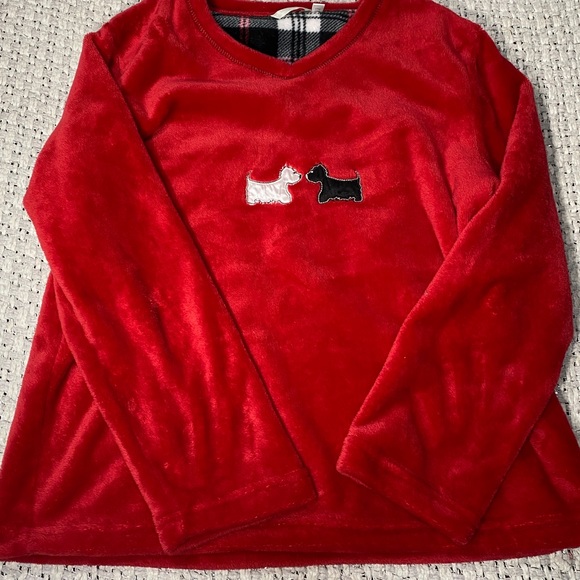DREAM SLEEPERS Long Sleeve Red Furry Tee - Picture 1 of 4